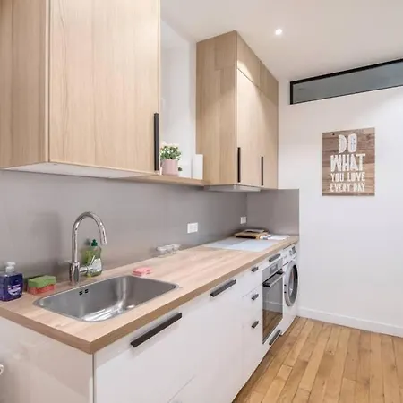 Cosy And Spacious Near Champs Elysee アパート