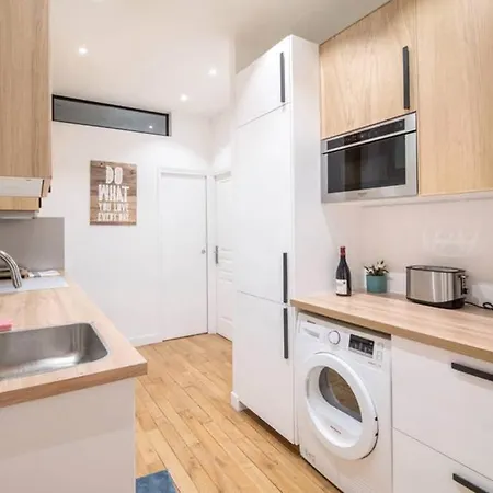 Cosy And Spacious Near Champs Elysee * パリ